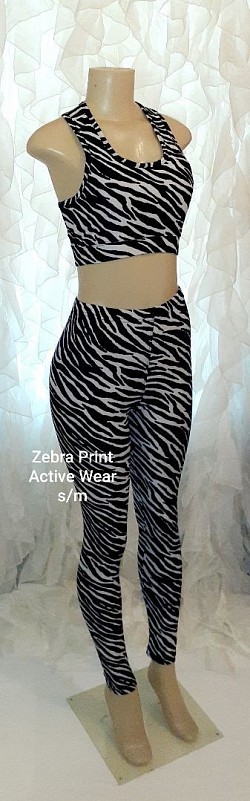 SOLD (buyer Florida) zebra print active wear S